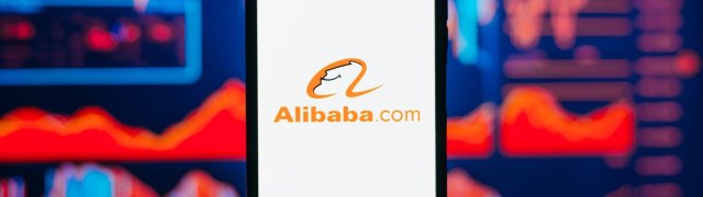 Čtvrtletní zisk čínské firmy Alibaba prudce klesl