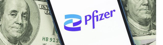 Pfizeru klesl čtvrtletní zisk o 98 procent